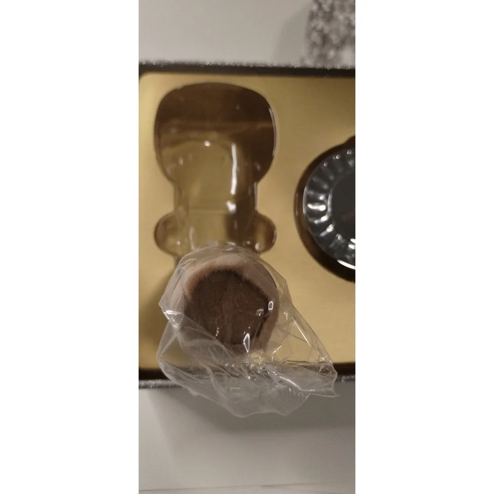 Bare Minerals 20th Anniversary‎ Full Size Foundation & Brush Set LIGHT  Feminine